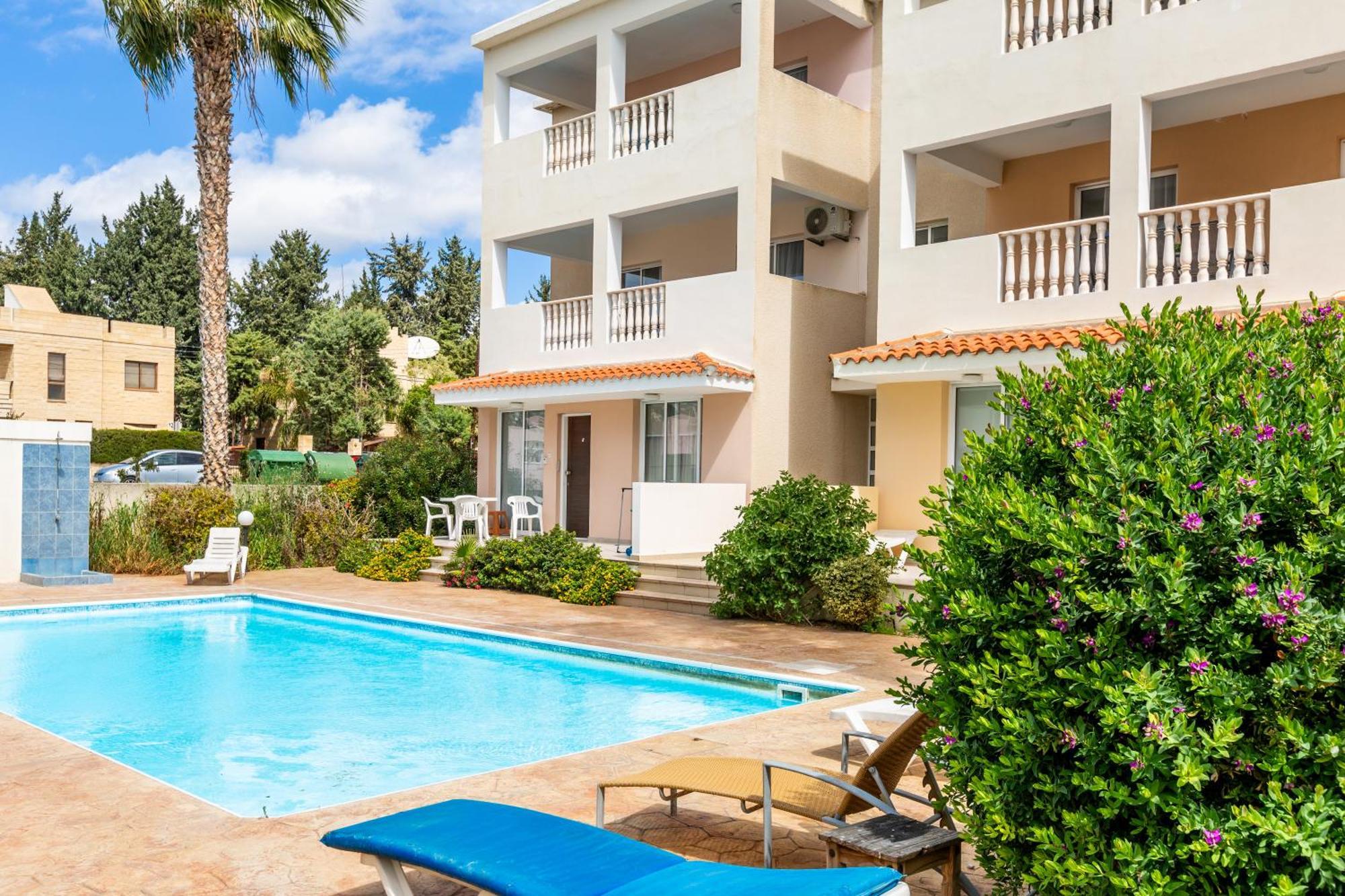 Beautiful 2 Bed In Cyprus Apartment Paphos